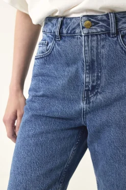 Jean Louisette 1 Stone