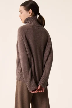 Pull Aramis Galet