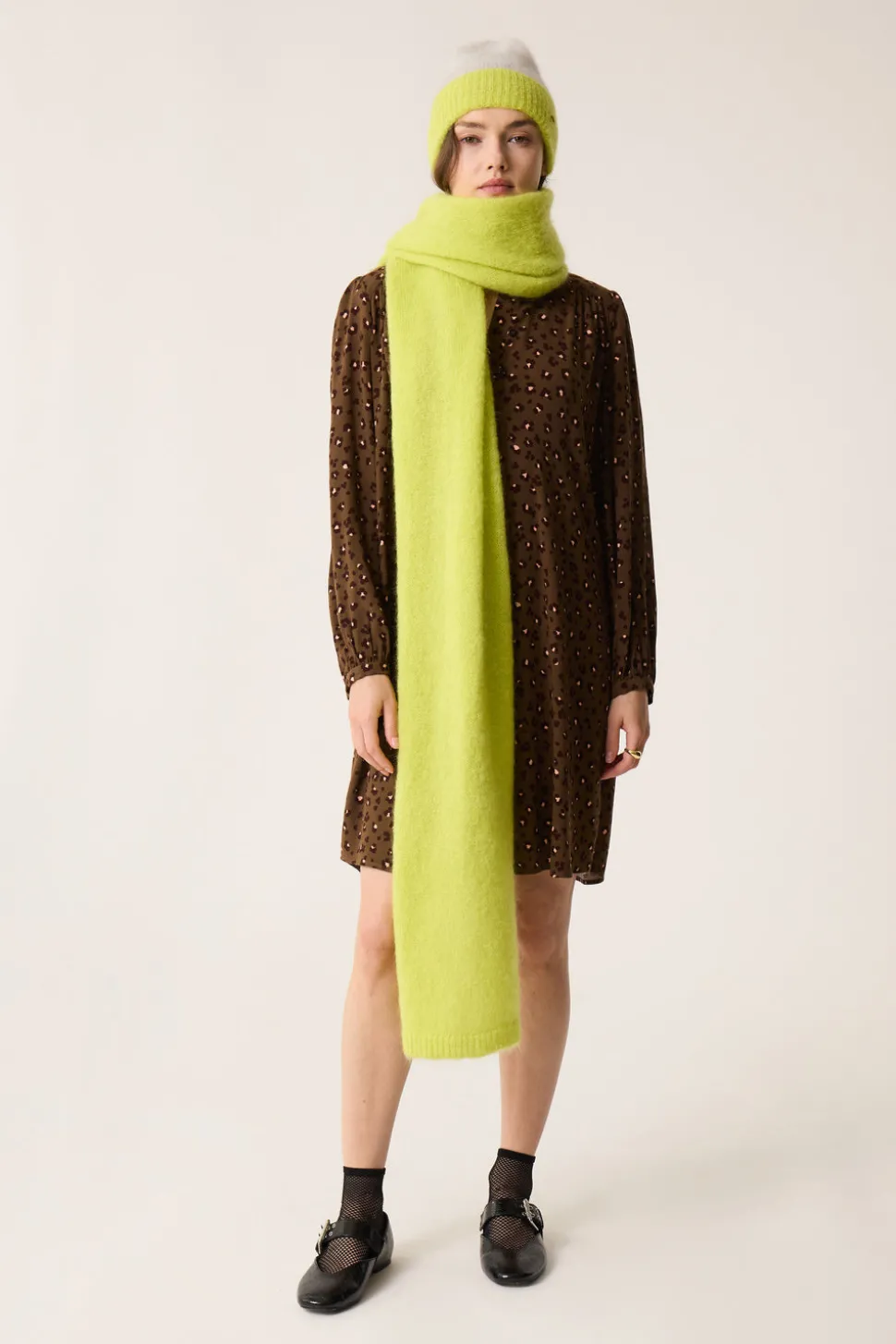 Robe Solene Leo Kaki